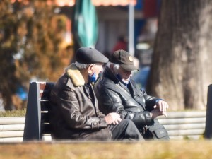 Средната пенсия – 574 лв., от юли спира добавката от 60 лв.