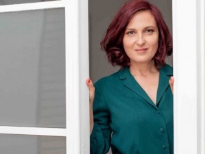 Ани Цолова се връща в Би Ти Ви, бизнесът й не върви
 
