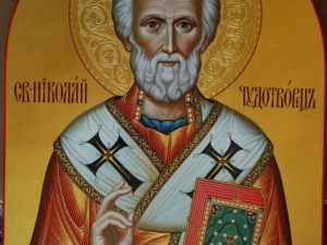 Икона на св. Николай намира работа и решава имотни спорове
