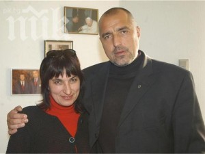 Каката на Бойко стана на 66, не мисли за пенсия
 