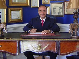 Системата на легендарния д-р Леонард Колдуел лекува рака за 2 седмици 

&nbsp;
