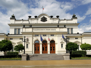 Пенсионери с 40 години трудов стаж водят скотски живот. Сещат се за нас само преди избори