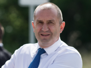За Радев, ГЕРБ и амнезията
