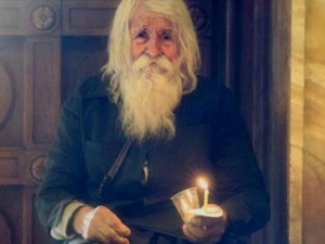 5 години от смъртта на Дядо Добри, чудеса се случват на гроба му 

 
