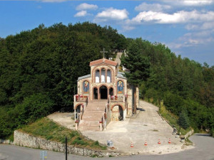 6 чудотворни кръста пазят България 
