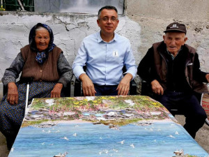 Семейство столетници от Родопите доживели век с мед и ракия
 
 
