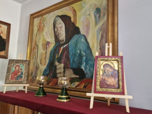 Показаха 31 чудотворни Богородици в къщата на Ванга