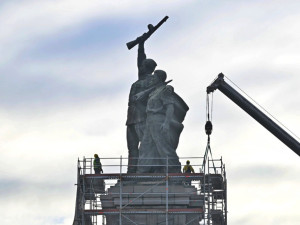 Инцидент с Георги Свиленски пред Паметника на Съветската армия
 
 