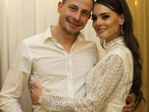 Снахата на Доган се върна при неверния му син (Снимка)