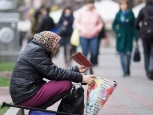 Българинът не може да си купи лекарства и храна - дотам ни докараха управниците