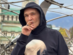 ЧСИ продава самолета на Божков