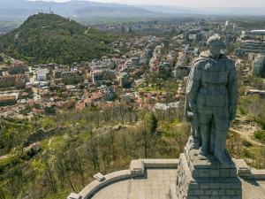 Ще махат ли и Альоша в Пловдив?