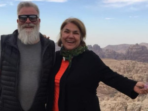 Владо Пенев води по почивки оперираната Марта Вачкова