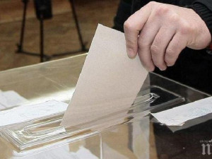 Купуваха избиратели с олио и брашно, после с пари на ръка