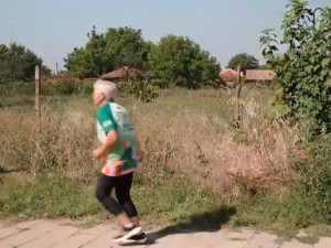 75-годишна разказа играта на младите с бягане