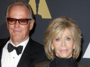 Джейн Фонда проговори за тежките отношения с баща си