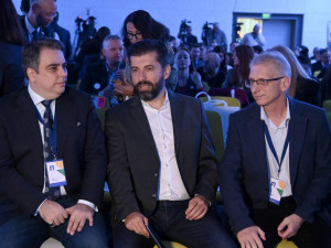 Ще стане ли ПП свита на Румен Радев