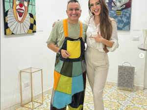 Зуека продава картините си за 800 евро
