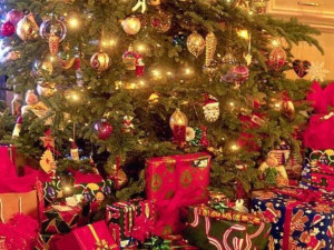 Средно 250 лв. сме изхарчили&nbsp;за подаръци тази Коледа