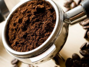 Не изхвърляйте утайката от кафето