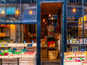 Собственик на магазин в с. Русаля:&nbsp;Идват със 100 лв., купуват един&nbsp;хляб и ни обират еврото