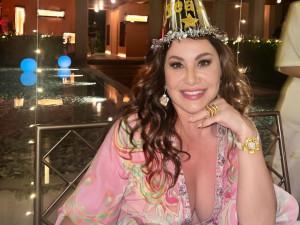 Мадам Мулти си смени лицето в Тайланд
