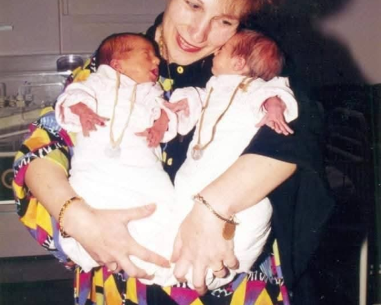 Инвитро близначките на Мая Нешкова станаха на 30
