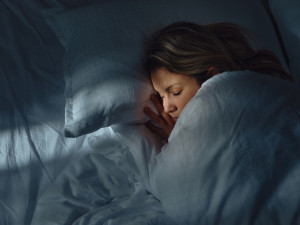 Изключете всички светлини &ndash; сън на тъмно пази сърцето 
