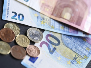 Плащат добавката за Великден&nbsp;заедно с пенсията за април
&nbsp;