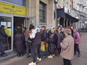 Безобразие: Вземаш пенсия 300 евро, а сметките и лекарствата ти са 350 евро