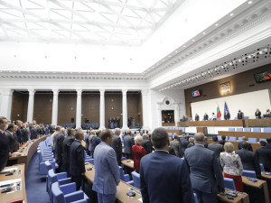 Депутатите ни с най-висока заплата в Европа
